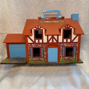 Fisher Price Little People Playhouse, Tudor #952, 3 Beds